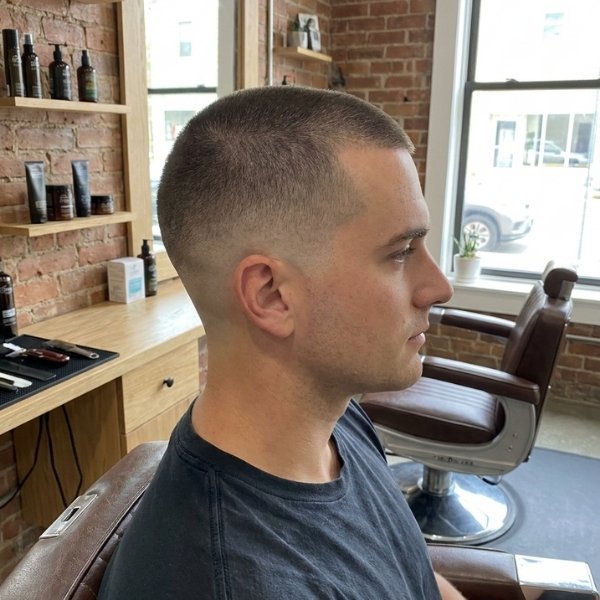 5 Guard Buzz Cut Low Fade for a Clean and Modern Look