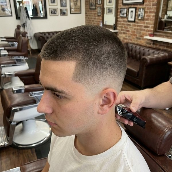6 Guard Buzz Cut Mid Taper for a Fresh and Balanced Style
